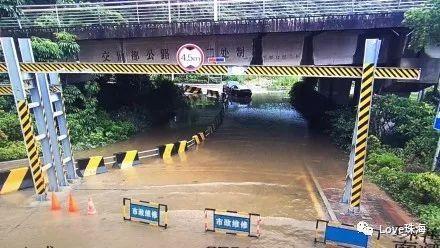 艰难的吃瓜群众是谁说的,揭秘网络流行语的诞生与传播